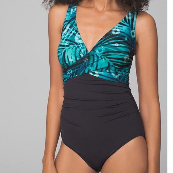Coco Reef Pavillion Contours Somba One Piece Swimsuit NWT Size 10 34C - Picture 1 of 10